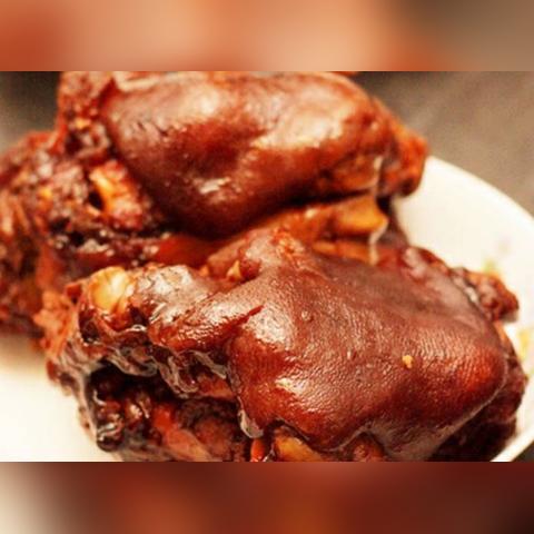 哈尔滨市哪里有肘子拌饭好吃的