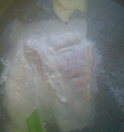 正宗南乳扣肉酱料配方(60斤扣肉放多少豆腐乳)