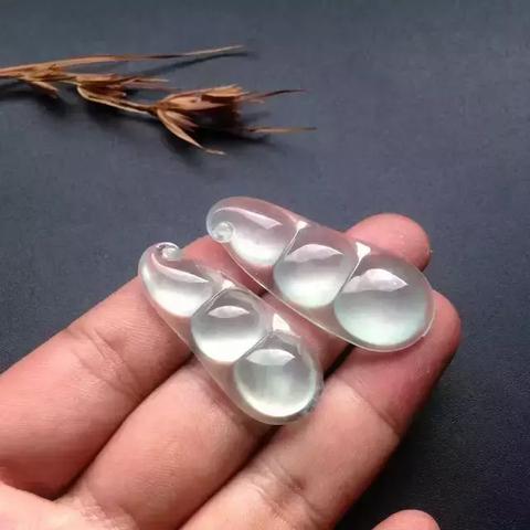 昆明市翡翠专卖店电话多少