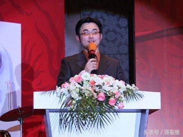 梦境中的情感纠葛，解析为何总是梦到我读书喜欢了三年的人