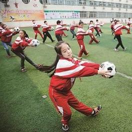 足球操舞怎么跳好看
