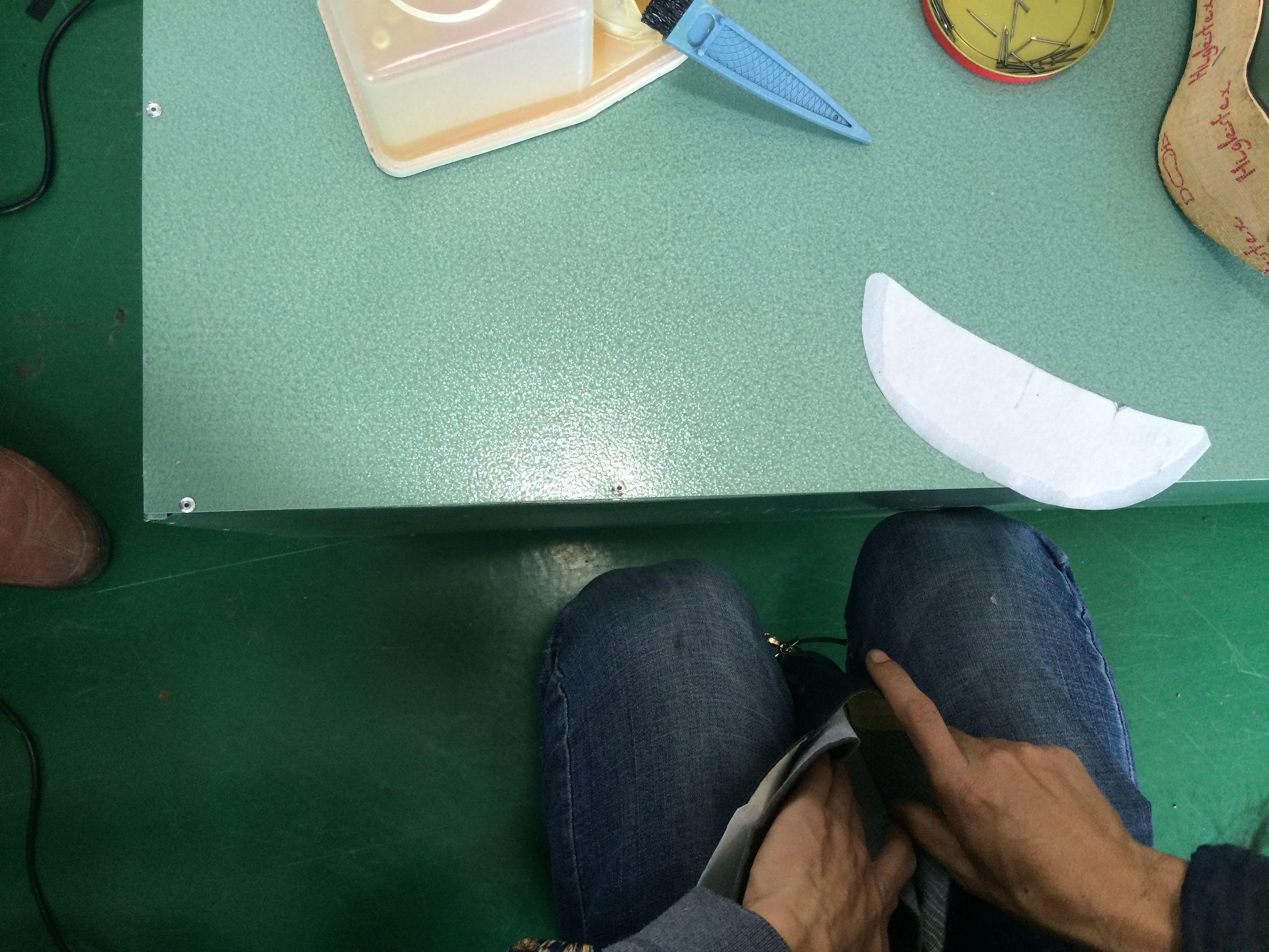 梦到鞋子一大一小，寓意与心理解析的深度探索