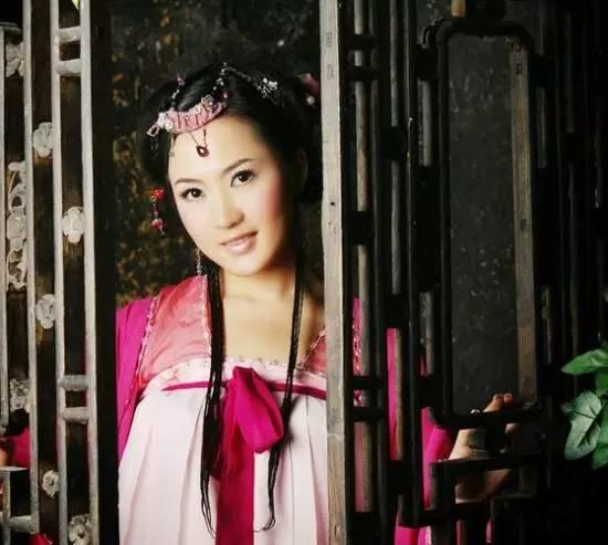 梦见自己结婚时却逃婚,梦境背后的深层含义与心理解析 梦见自己结婚时却逃婚,梦境背后的深层含义与心理解析