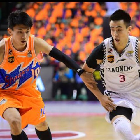 帅的足球运动员后卫有哪些的长尾关键词有哪些