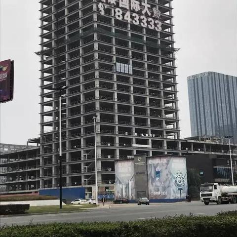 成都市龙泉2号线地铁站的长尾关键词有什么