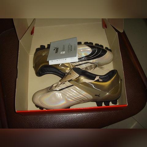 彪马足球鞋要多少钱