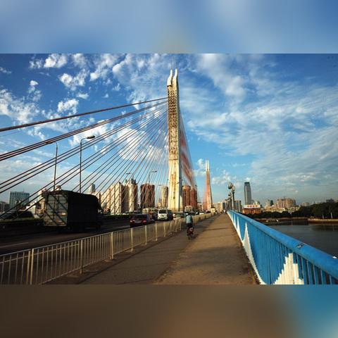 广州市的现住人口有多少