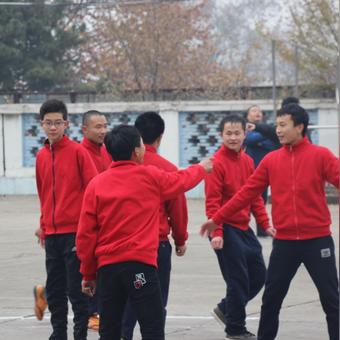 西安哪里学游泳比较好？