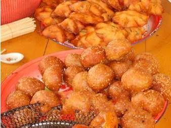 学校美食比赛吃什么（学校食堂怎么发优雅朋友圈）