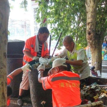 在西安车被交警拖走要多少钱？