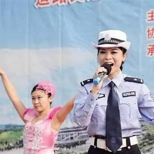 南宁市金阳路小学路口的红绿灯有电子眼抓拍吗？