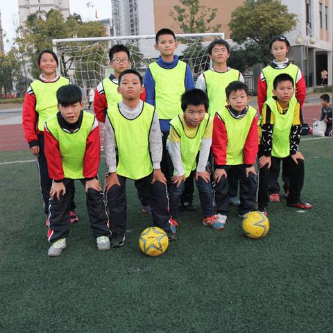 江西武宁足球比赛的长尾关键词有什么