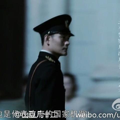 穿军装照片软件下载的长尾关键词是什么