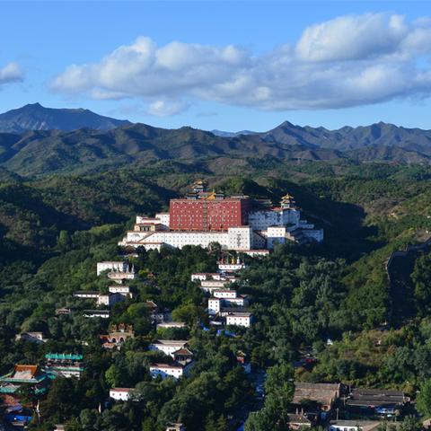 河南和河北省哪个大