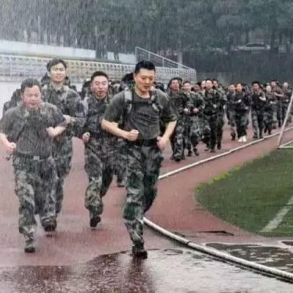 重庆军医怎么样