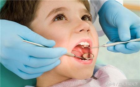 做梦梦到很多黑色的虫子在爬，潜意识深处的恐惧与转变的预兆