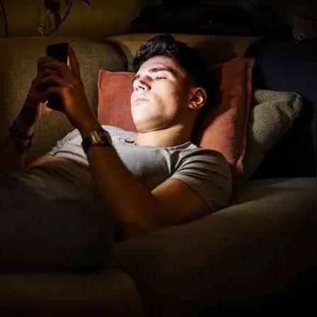 哈尔滨哪有上门收购旧沙发的？