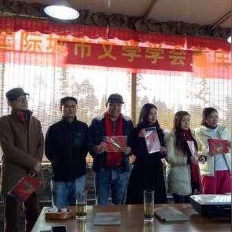 重庆大学现代文学研究生的长尾关键词有什么