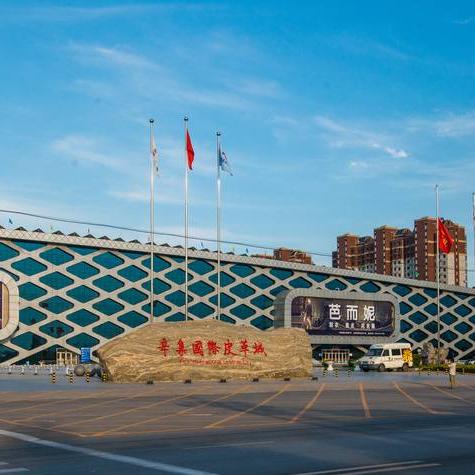 济南市哪个商场卖皮衣好