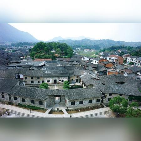 岳阳买房还是长沙买房好？