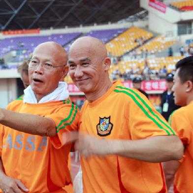 足球比赛加油牌文案简短的长尾关键词有哪些