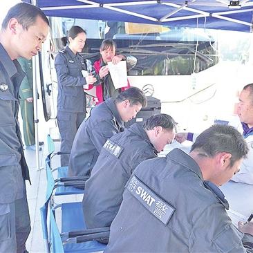 昆明市公务员补贴多少钱