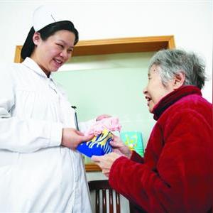 关于76岁老人在上海住院相关关键词有哪些