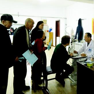 明仁眼科医院上班时间？