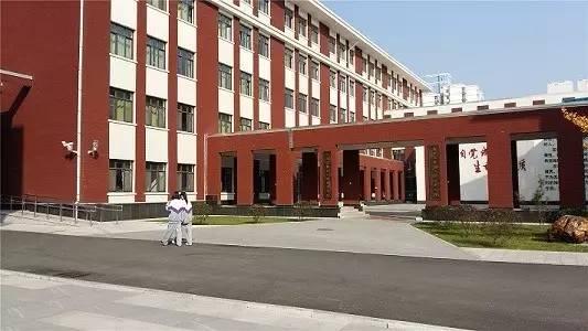 全国100强中学排行榜：探寻学术与艺术并重的璀璨明珠