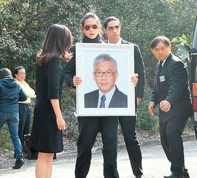 周公解梦，梦见老公去世的深层含义与心理解析