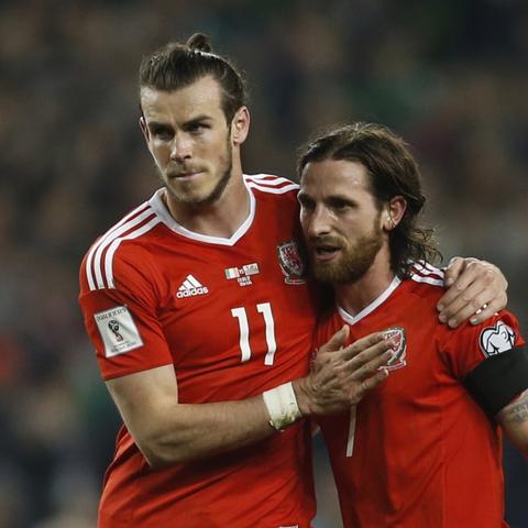 欧洲足球一年总收入多少