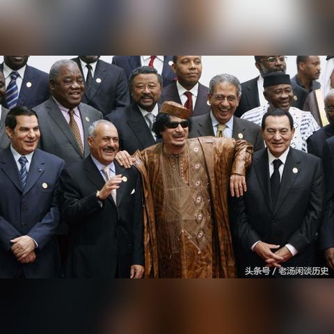 5号足球多少1吨