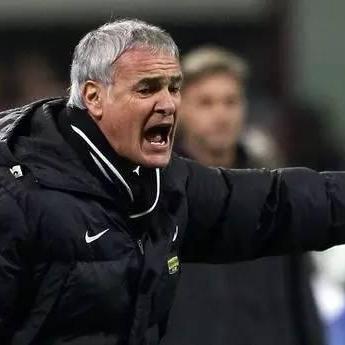 足球运动员都有什么奖牌的长尾关键词有哪些