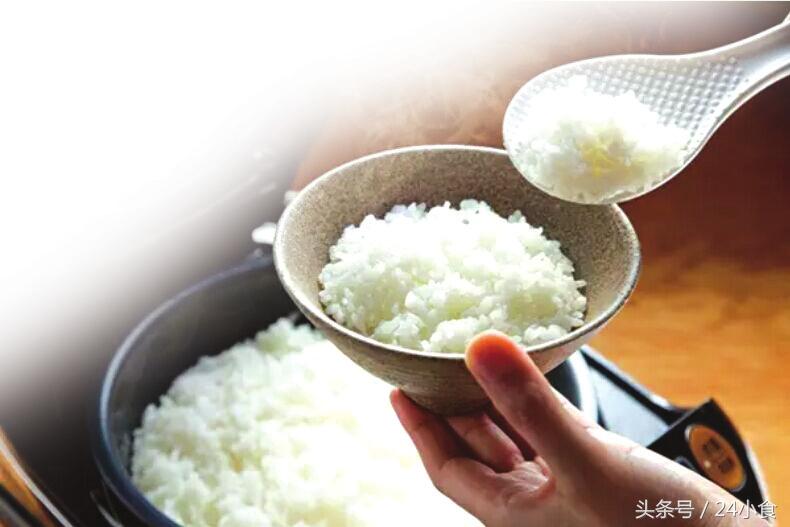 电饭煲没熟就跳闸怎么办