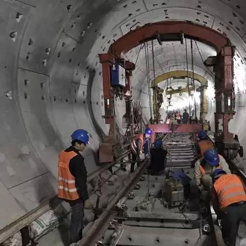 厦门地铁运营时间的相关长尾关键词有哪些