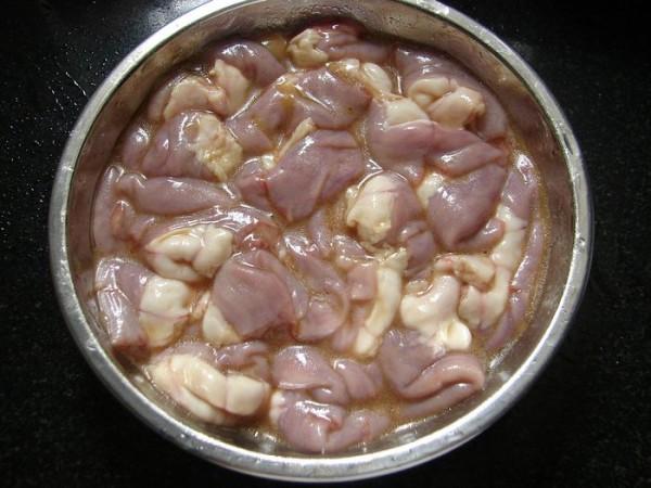 男宝宝起名猪不宜用什么字(农村不许养猪吗)