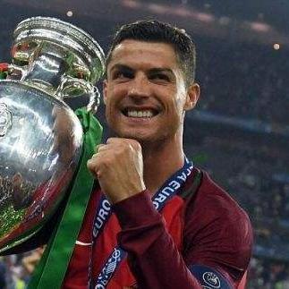 中超足球比赛收入的长尾关键词有什么