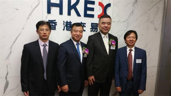 英国富时100指数突破10000点大关 此前创下2009年以来最佳年度表现