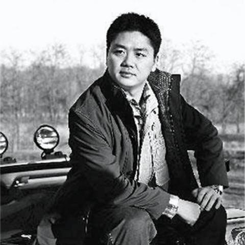 王健林来桂林投资，作为桂林人的我，他总得给一个商铺我吧。做梦哦？