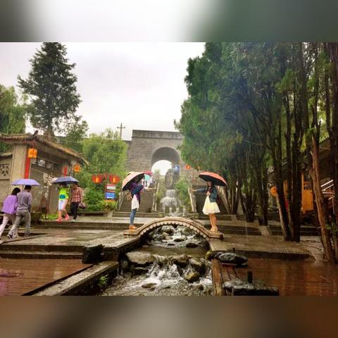 有人说滴滴处于一个极具前景的行业，不过步子迈得有点大，你怎么看？