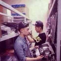 微商相册潮牌素材图片大全的长尾关键词有什么