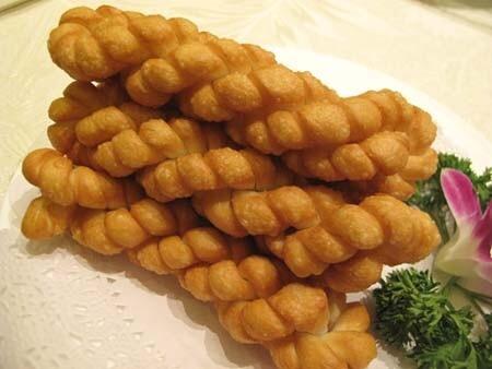 濮阳最早美食是什么（濮阳壮馍正宗做法）