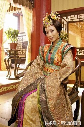 纪姓宝宝怎么起名(只娶了一个女人的皇帝有谁)