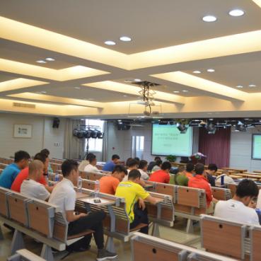 厦门湖里实验中学的相关长尾关键词有哪些