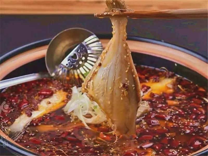 什么美食永远的神（晚上容易失眠吃什么好）