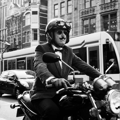 武汉男生西装的长尾关键词有哪些