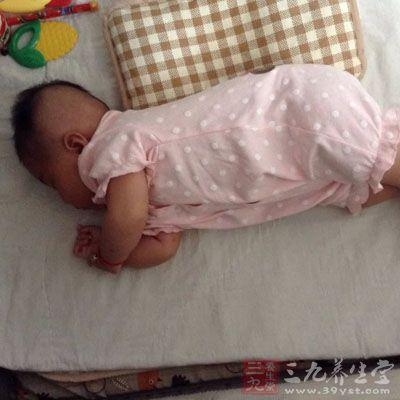 女孩猴宝宝起名大全,梓轩和子轩那个取名好
