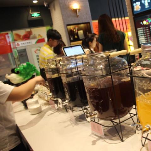 济南市商场美食有哪些店