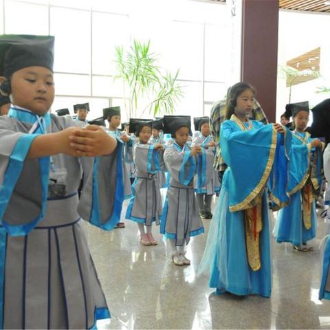 大连开发区国学班的长尾关键词有什么