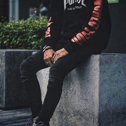 足球运动员掉球鞋的长尾关键词有什么